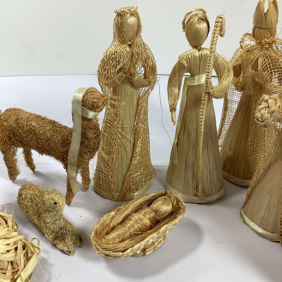Christmas Nativity Set Handmade Raffia Straw 10 Pc Set Philippines Handcrafted - Picture 3 of 9